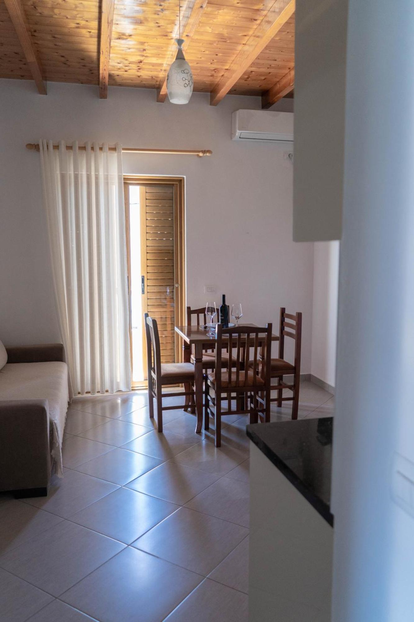 Vila Anxhelo Vlore Exterior photo